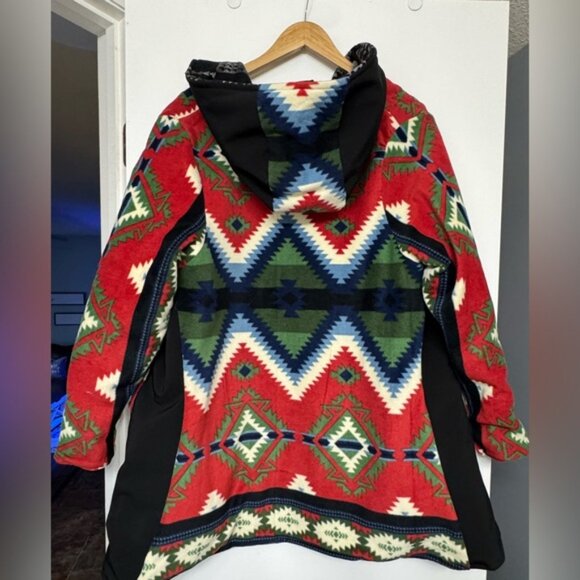 Play Buffalo Reversible Hooded Fleece Jacket – Southwest Aztec Pattern - Picture 6 of 15